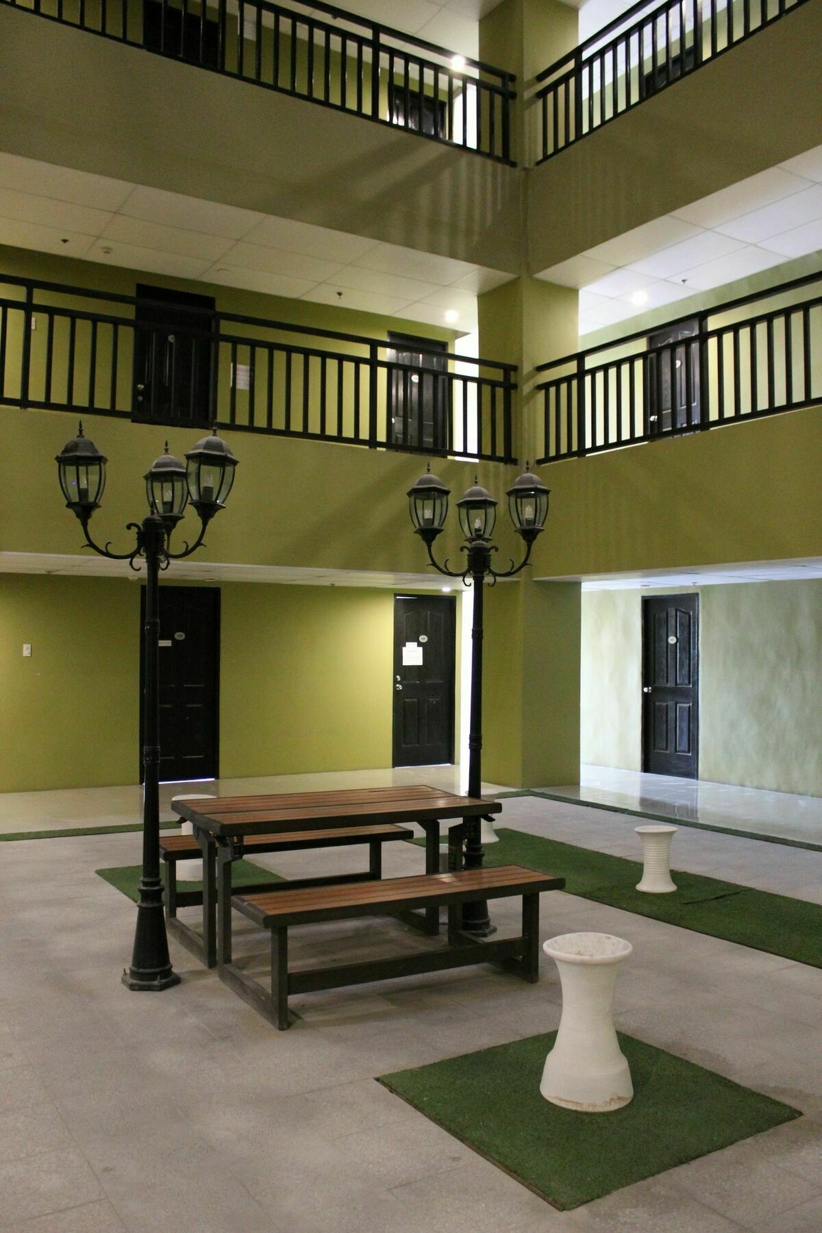 Feel Great Stay Condotels - San Marino Cebu Exterior foto