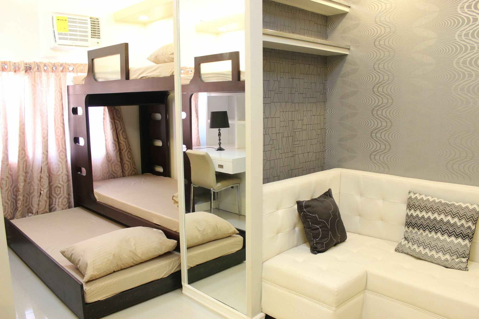 Feel Great Stay Condotels - San Marino Cebu Exterior foto